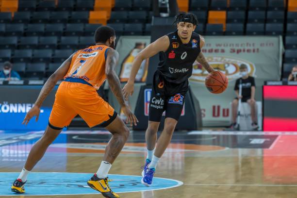 迷心生不满 迷心生不满