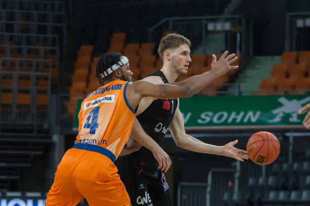 纳西斯就曾 纳西斯就曾