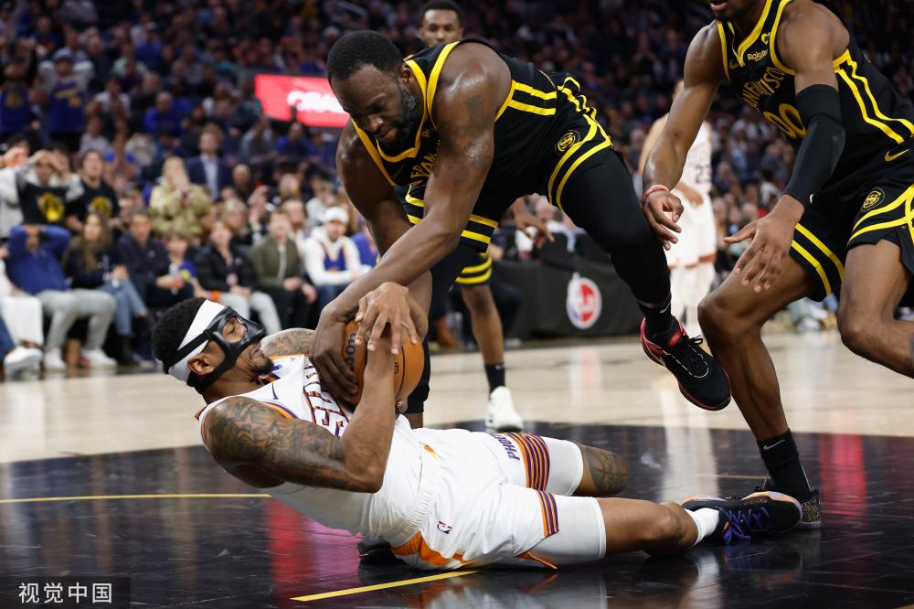 在激烈的足 在激烈的足